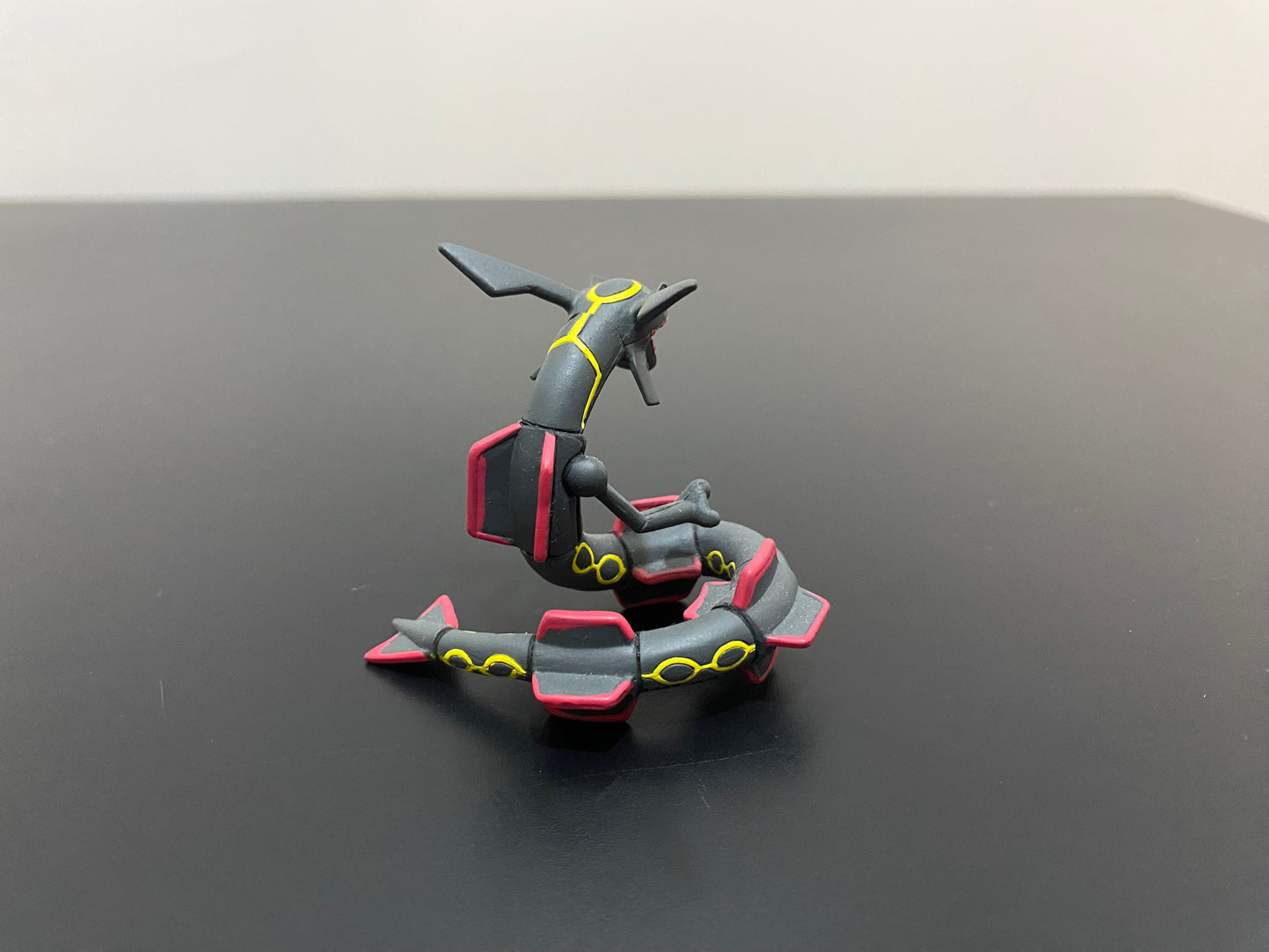 RAYQUAZA SHINING EXTREME RARE -  FIGURE TOMY CGTSJ