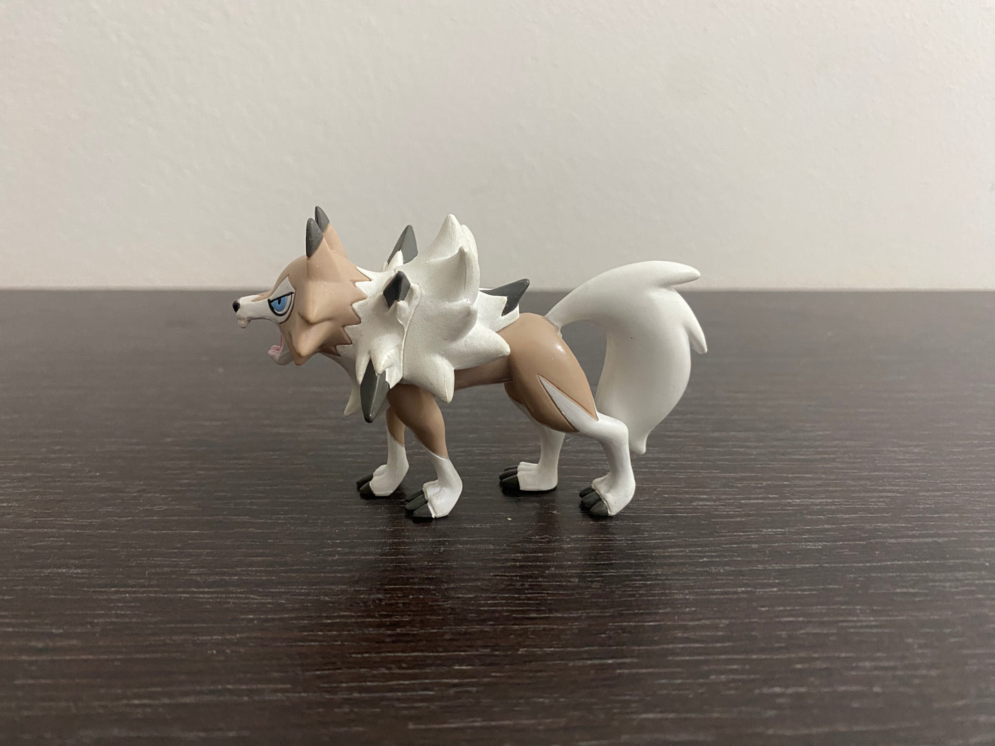 LYCANROC HYPER SIZE - FIGURE TOMY