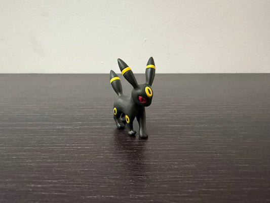 UMBREON MATTE - FIGURE TOMY