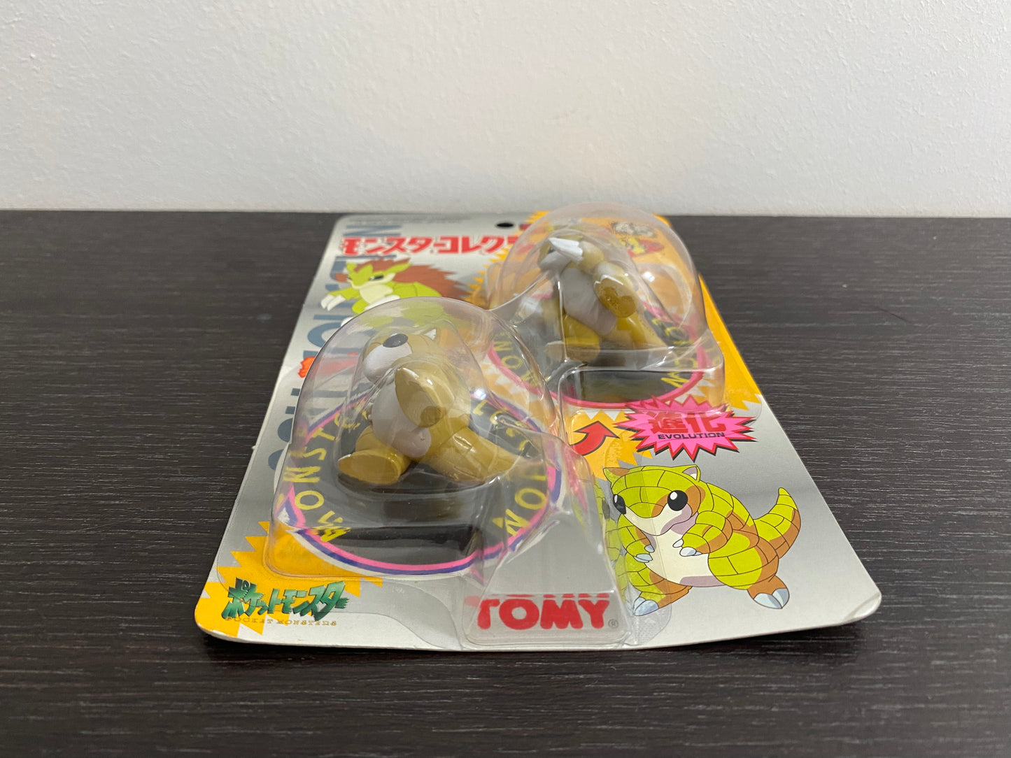 SANDSHREW & SANDSLASH BOX TOMY CGTSJ VINTAGE