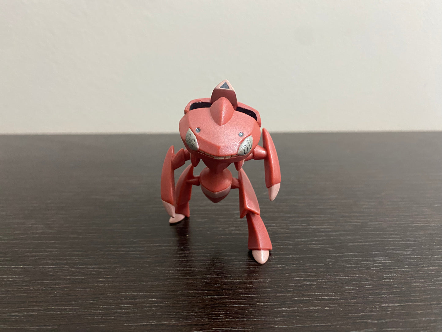 GENESECT SHINING PEARLY - FIGURE TOMY