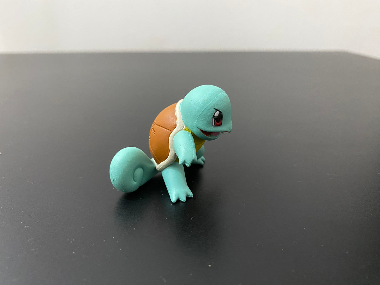 SQUIRTLE MATTE 2004 - FIGURE TOMY CGTSJ