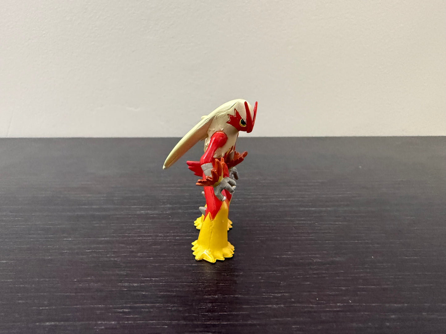 BLAZIKEN - FIGURE TOMY