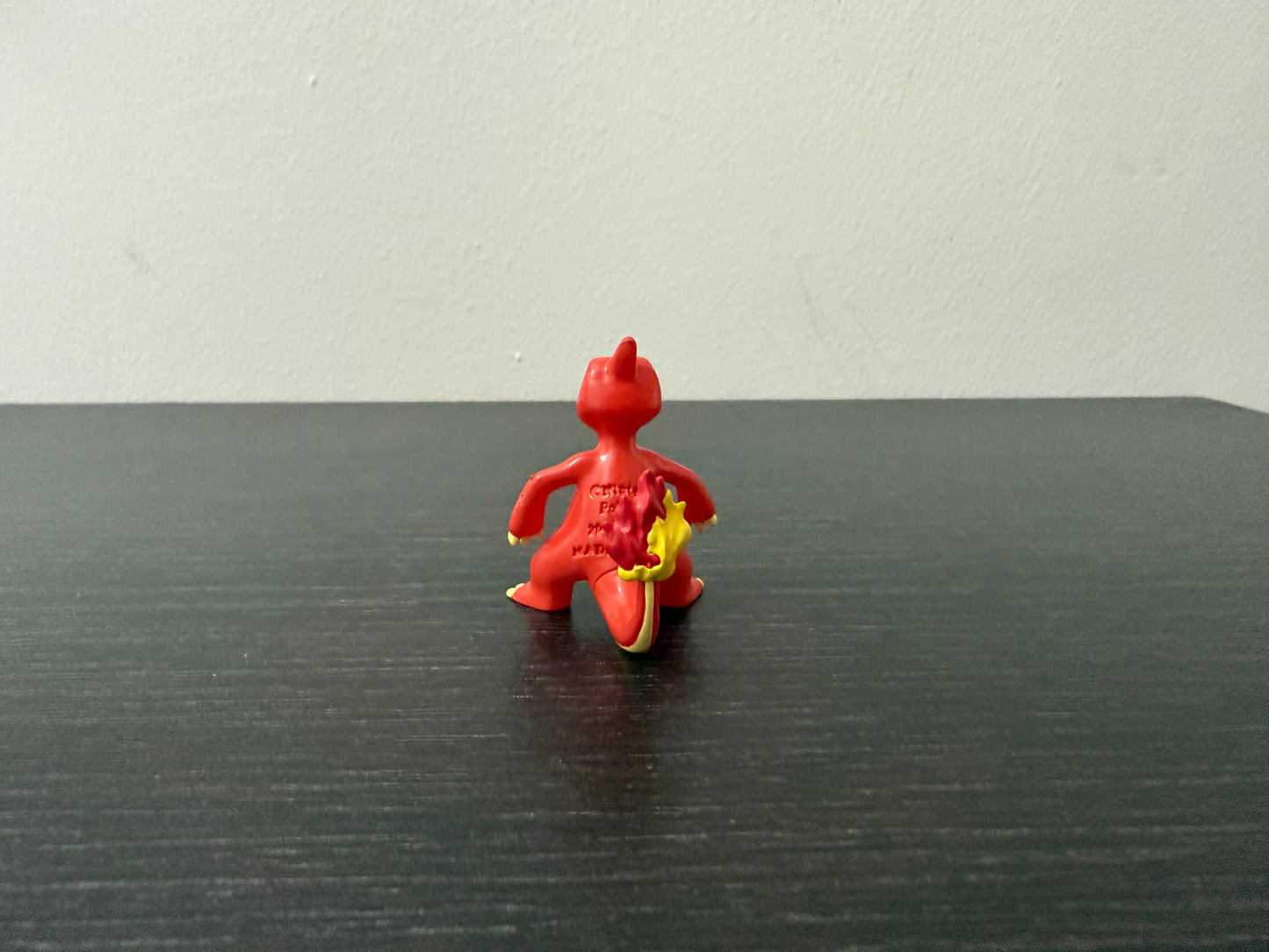 CHARMELEON ALTERNATIVE POSE - FIGURE TOMY CGTSJ