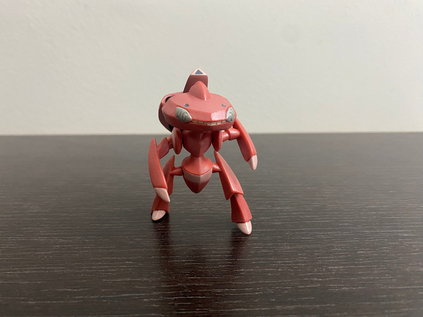 GENESECT SHINING PEARLY - FIGURE TOMY