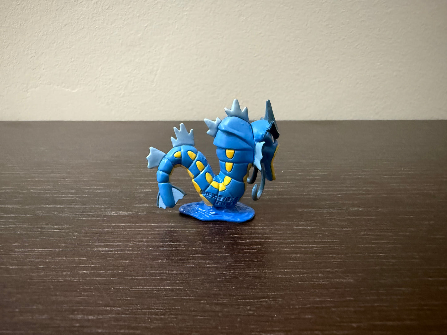 GYARADOS - FIGURE TOMY CGTSJ