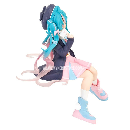 Hatsune Miku - Love Sailor Noodle Stopper Figure