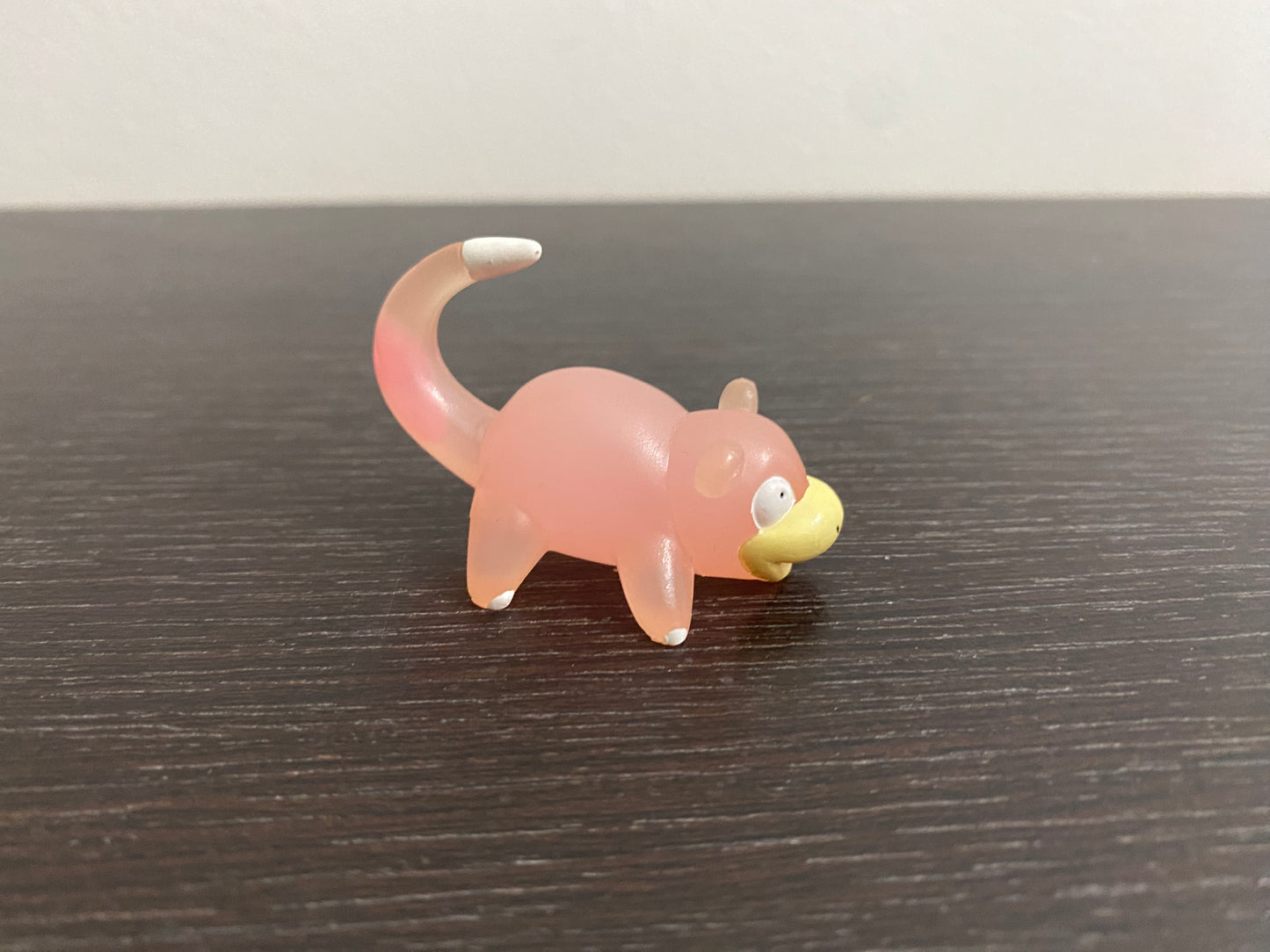 SLOWPOKE - CLEAR FIGURE