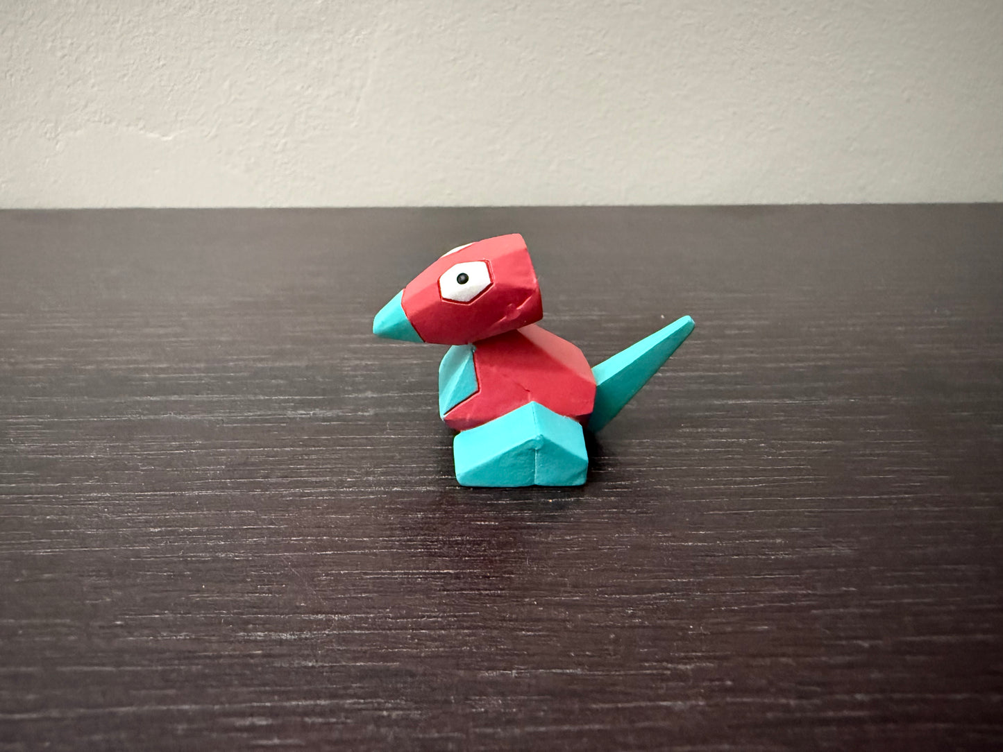 PORYGON NEW COLOR - FIGURE TOMY