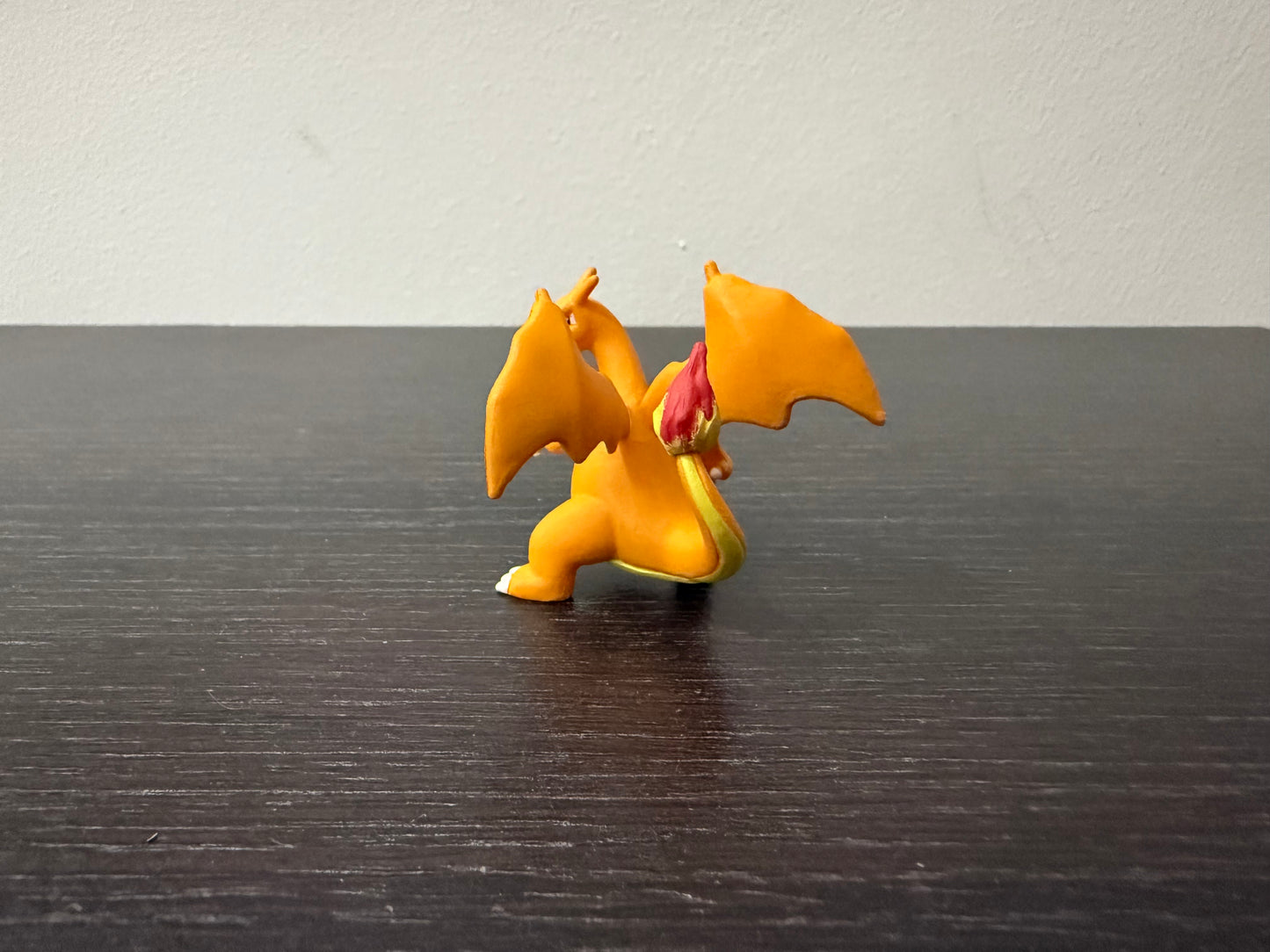CHARIZARD - FIGURE YOSHINOYA
