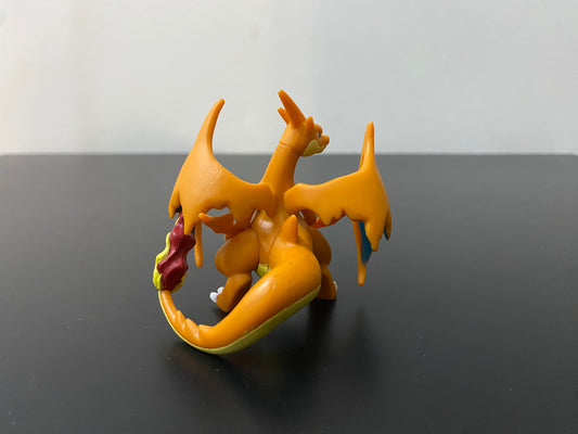 MEGA CHARIZARD Y HYPER SIZE - FIGURE TOMY