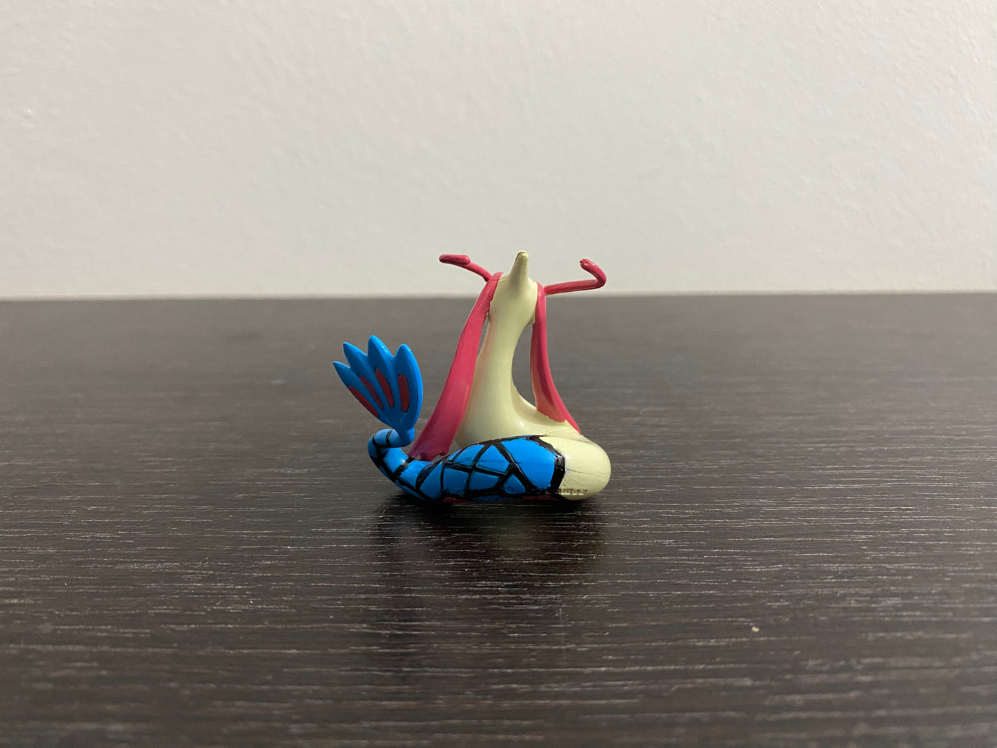 MILOTIC - FIGURE TOMY CGTSJ