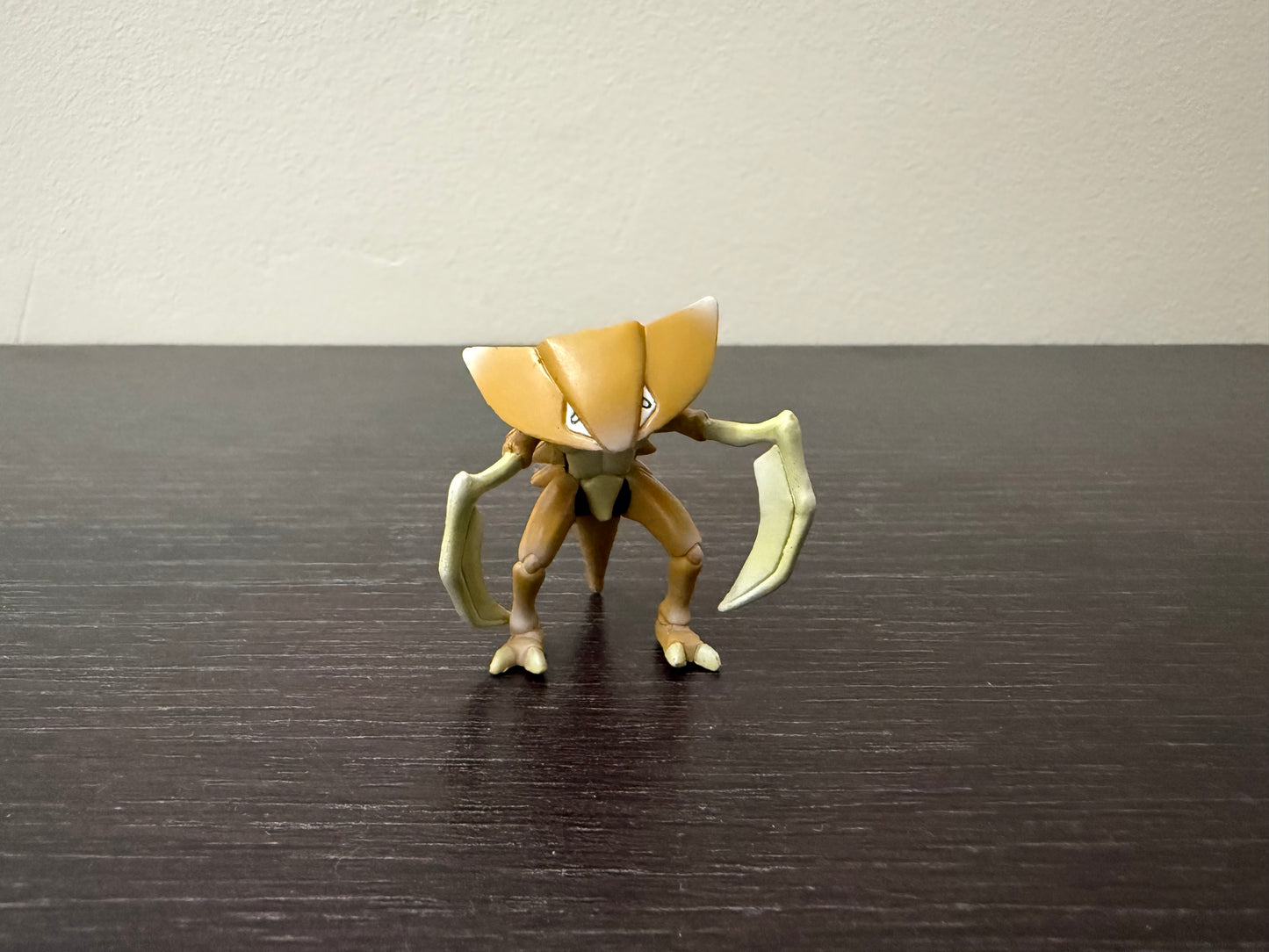 KABUTOPS - FIGURE TOMY CGTSJ