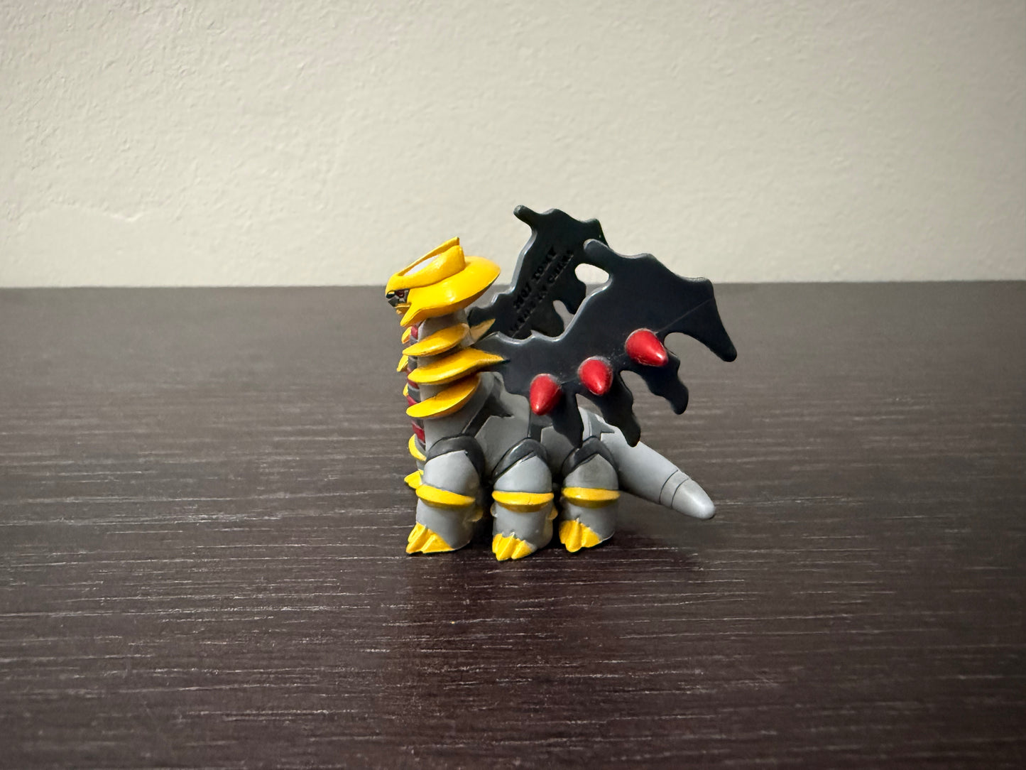 GIRATINA 2007 - FIGURE TOMY
