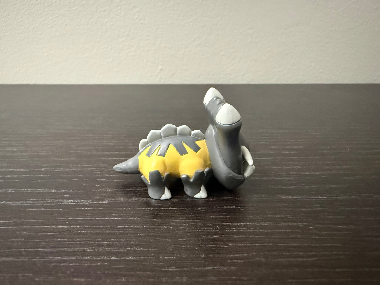 BASTIODON - FIGURE TOMY