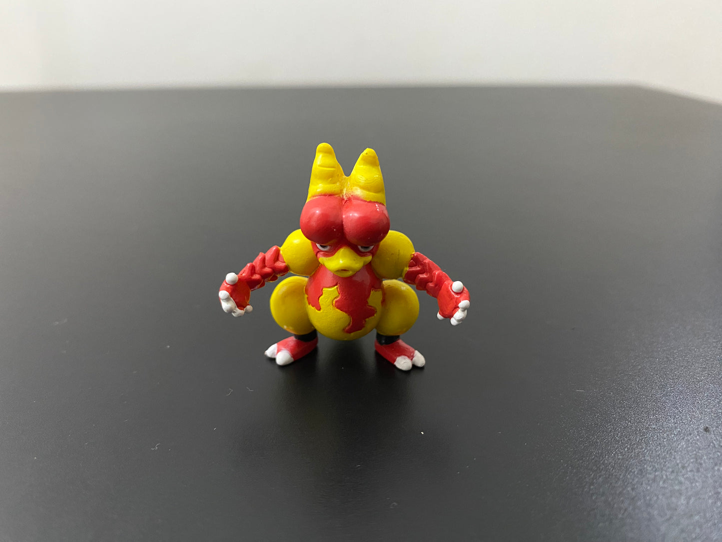 MAGMAR - FIGURE TOMY CGTSJ