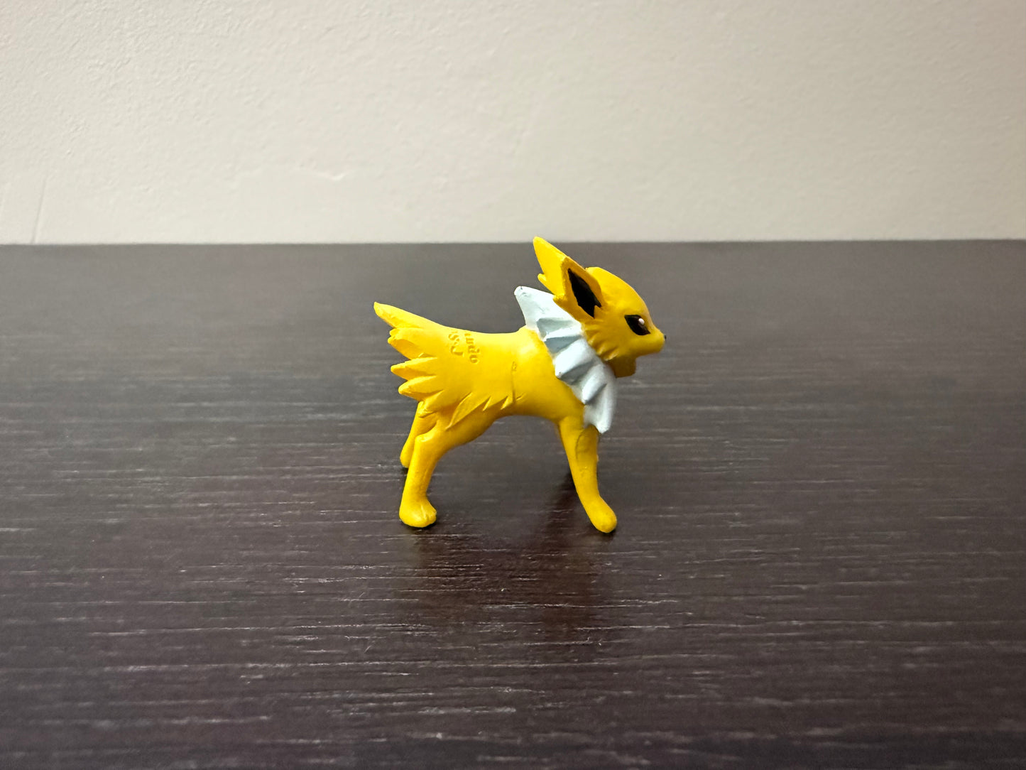 JOLTEON - FIGURE TOMY CGTSJ