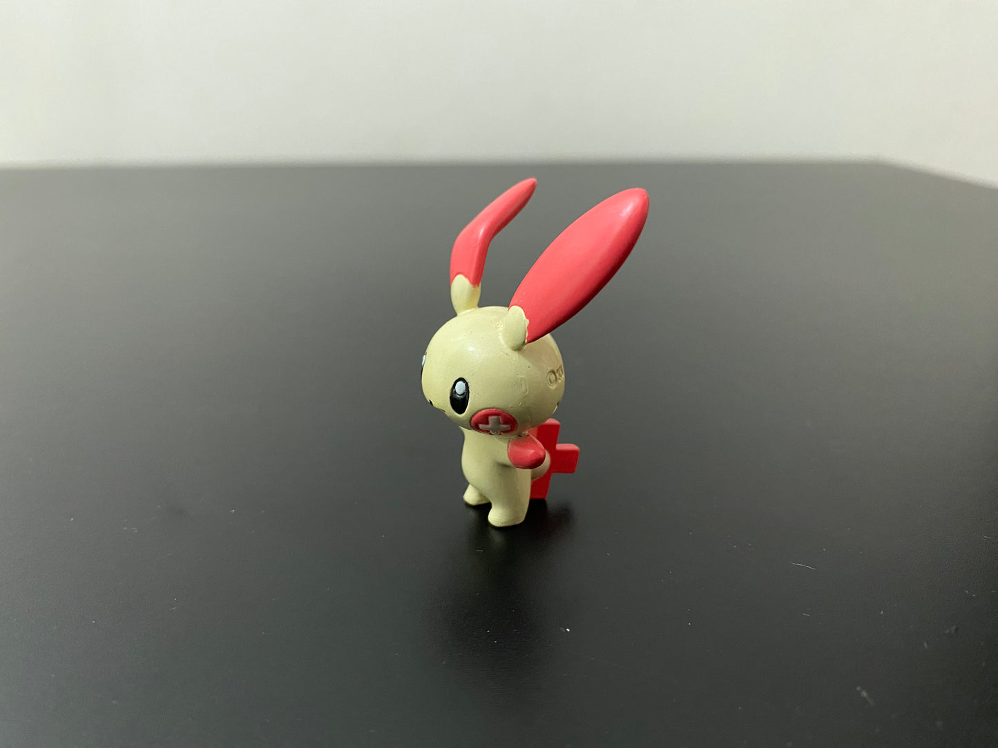 PLUSLE 2004 - FIGURE TOMY CGTSJ