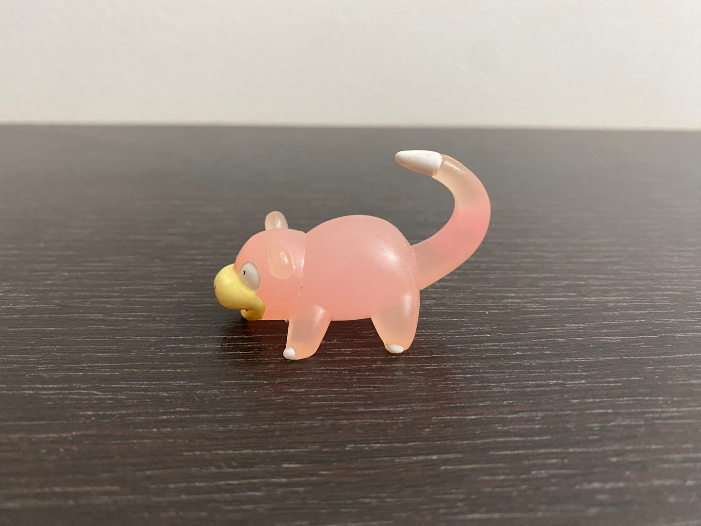 SLOWPOKE - CLEAR FIGURE