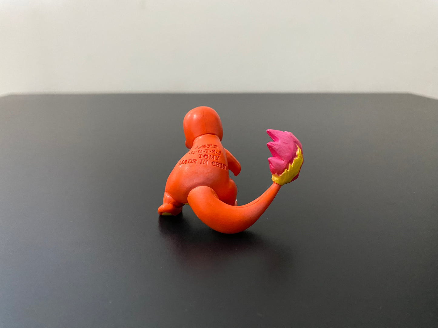 CHARMANDER SUGIMORI - FIGURE TOMY CGTSJ