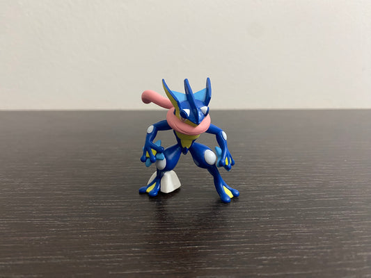 GRENINJA ALTERNATIVE POSE - FIGURE TOMY CGTSJ