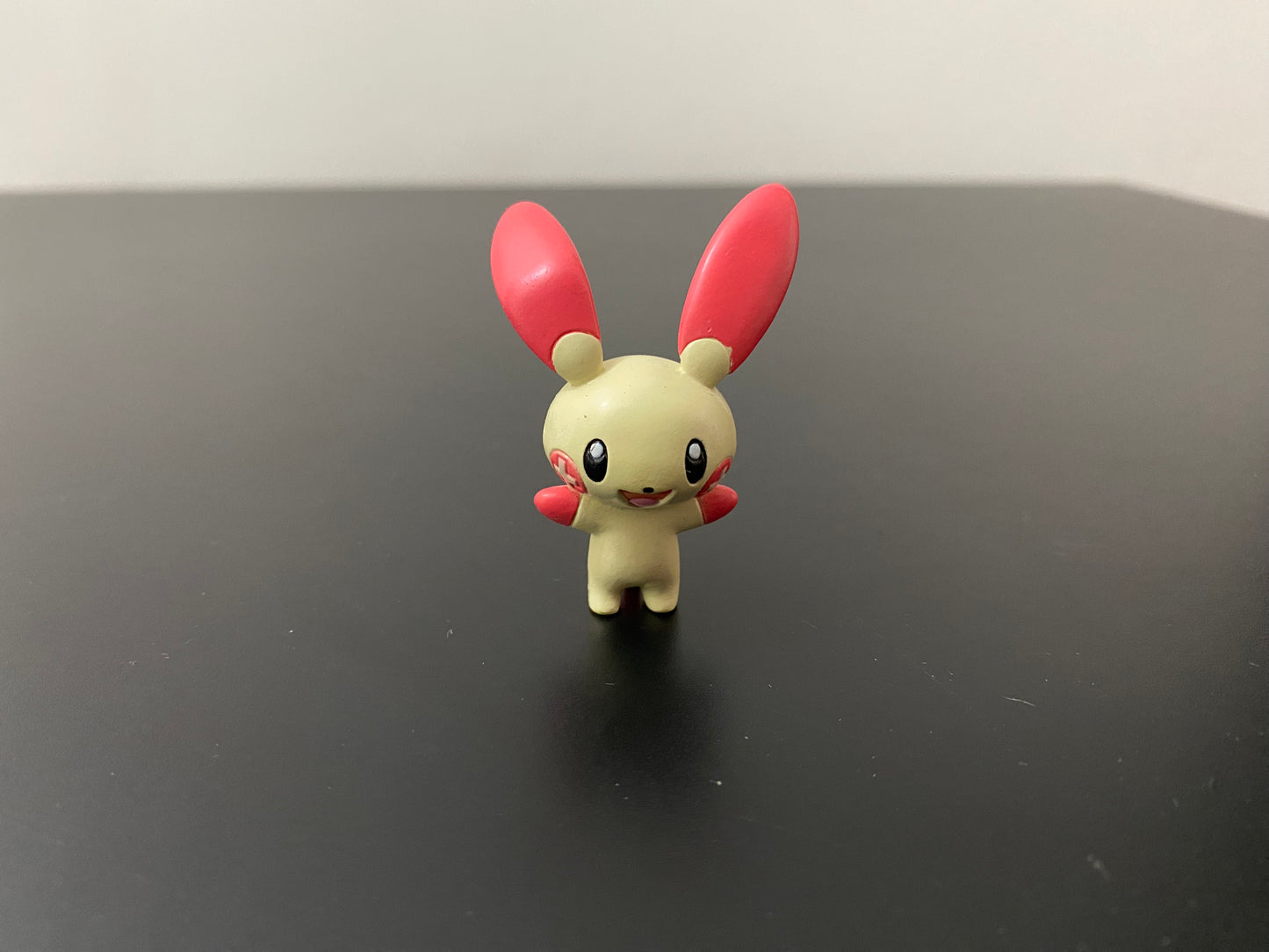 PLUSLE 2004 - FIGURE TOMY CGTSJ