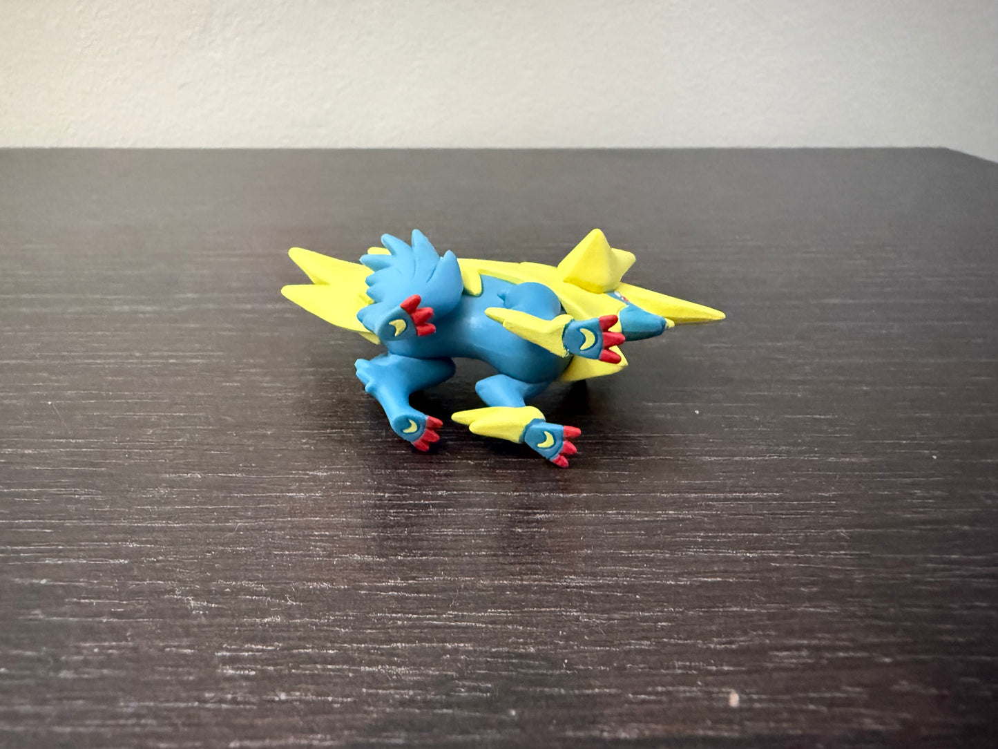 MEGA MANECTRIC - FIGURE TOMY