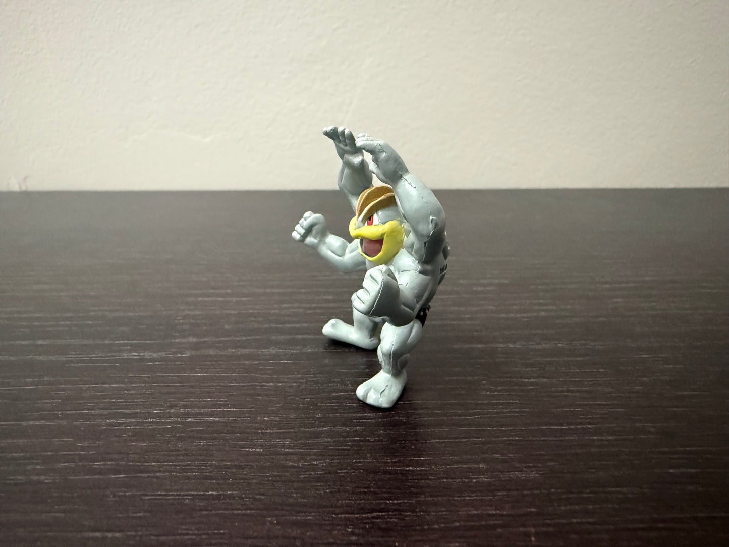 MACHAMP - FIGURE TOMY CGTSJ
