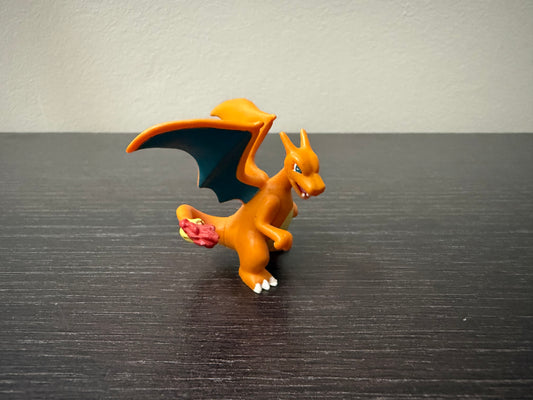 CHARIZARD NEW POSE - FIGURE TOMY