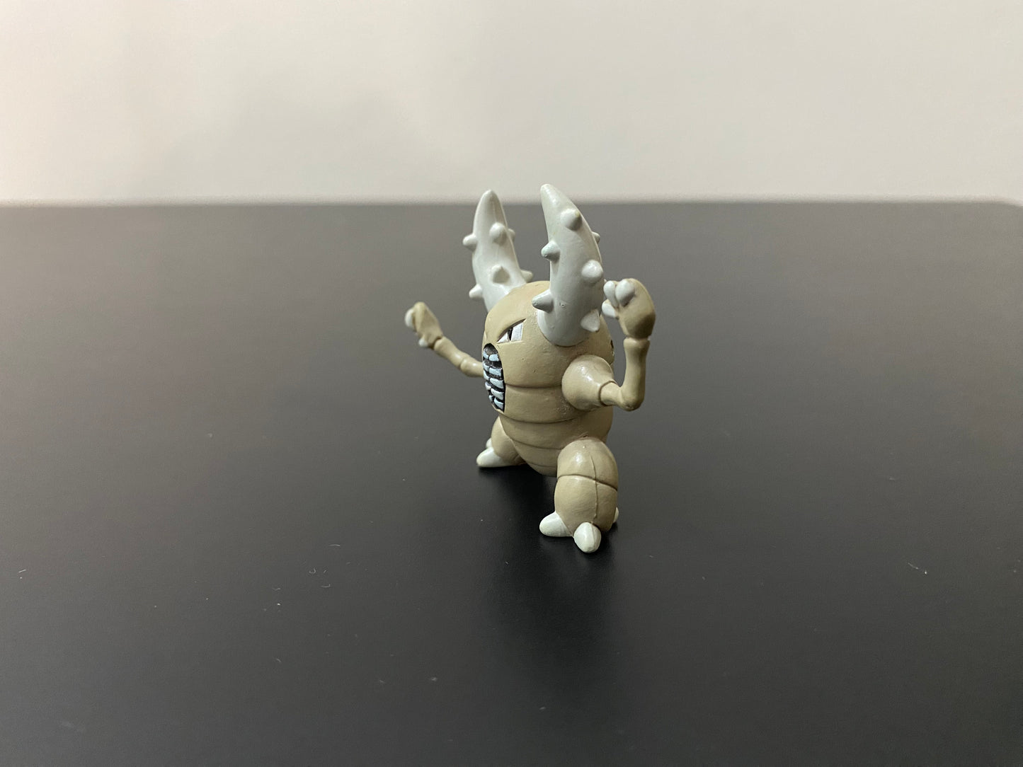 PINSIR - FIGURE TOMY CGTSJ