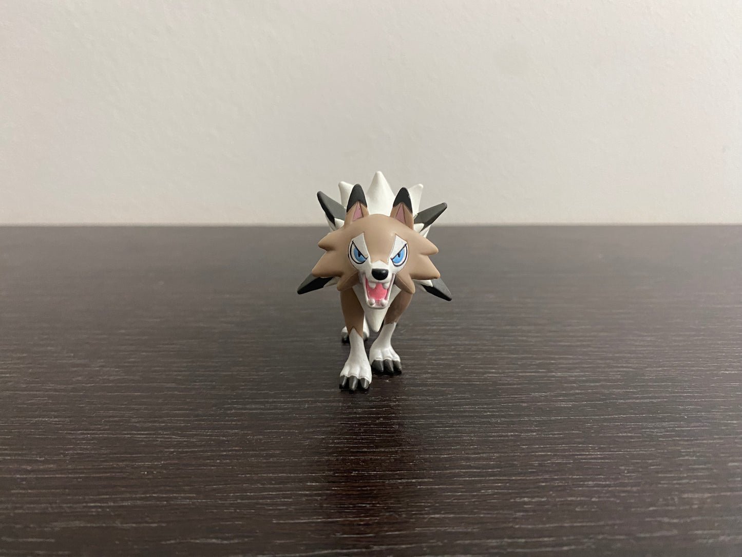 LYCANROC HYPER SIZE - FIGURE TOMY