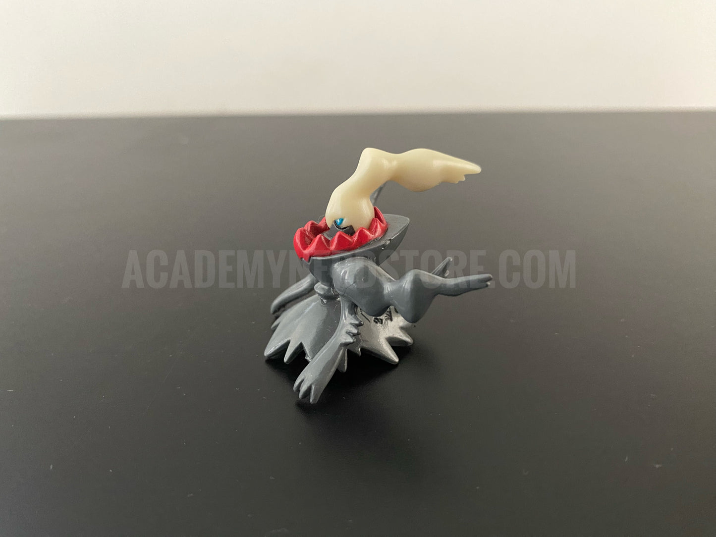 DARKRAI GLOW IN THE DARK 2007 UNOBTAINABLE - FIGURE TOMY