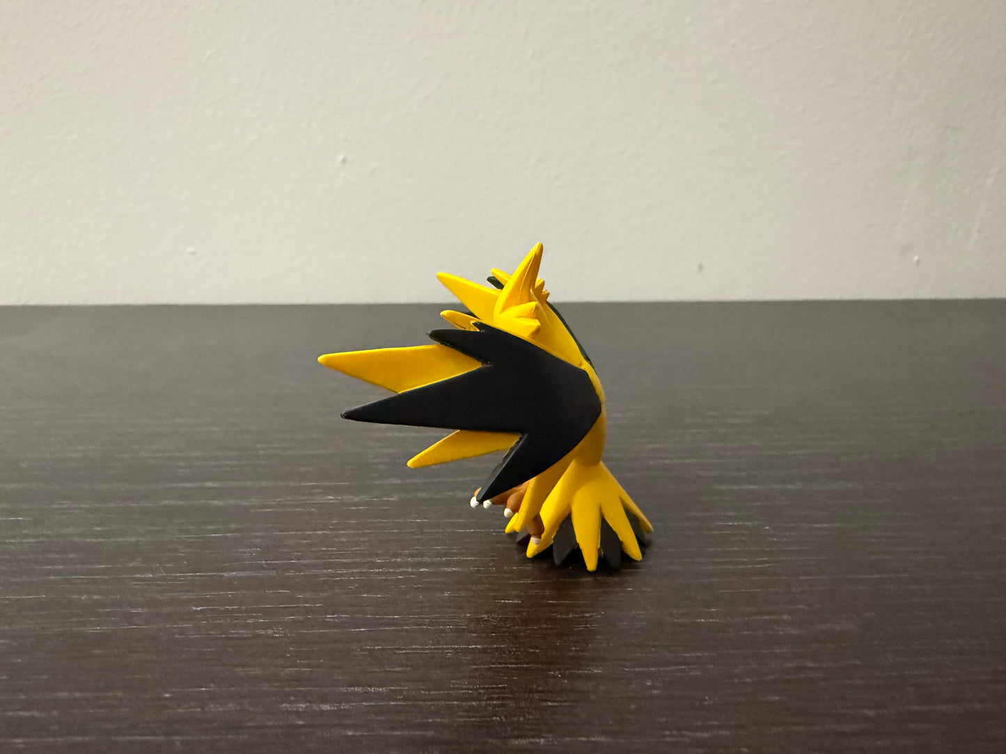 ZAPDOS ALTERNATIVE POSE MATTE - FIGURE TOMY CGTSJ