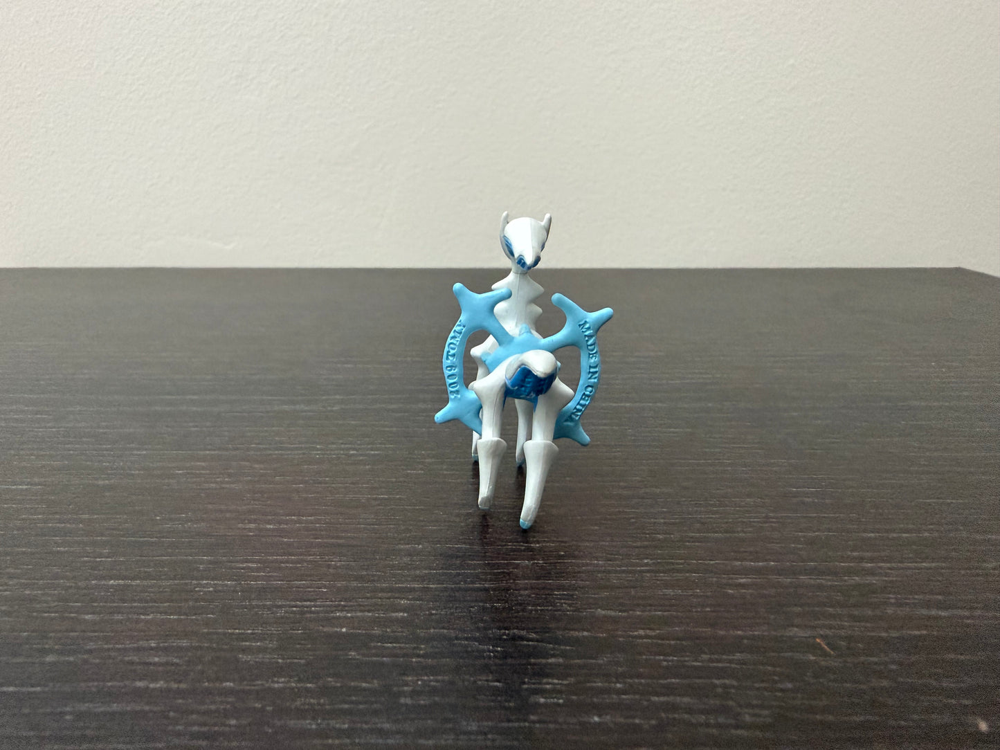 ARCEUS ICICLE PLATE - FIGURE TOMY