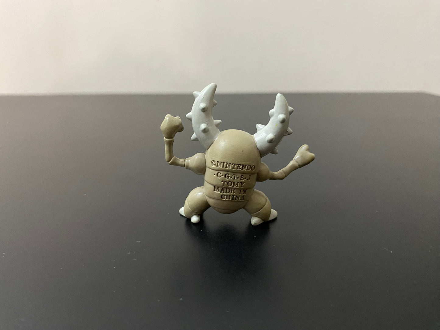 PINSIR - FIGURE TOMY CGTSJ