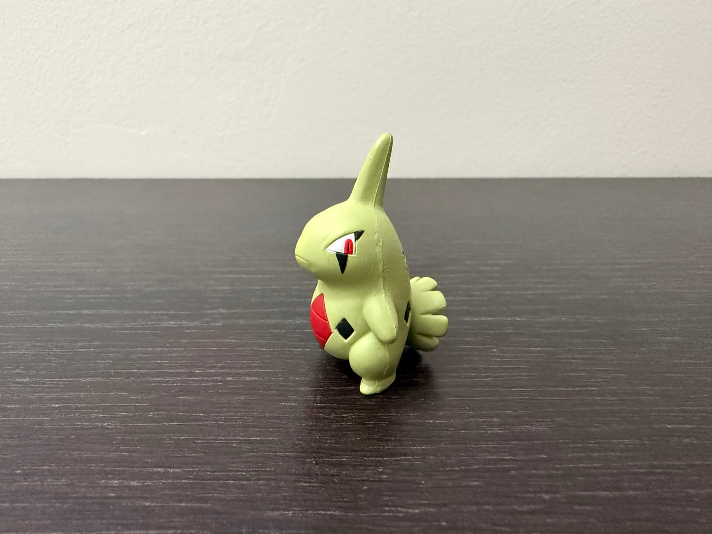 LARVITAR - FIGURE TOMY CGTSJ