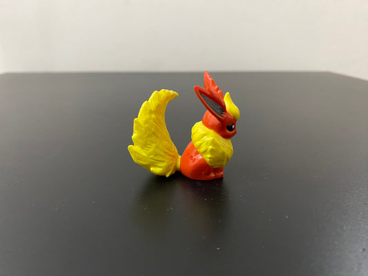 FLAREON NEW COLOR - FIGURE TOMY CGTSJ