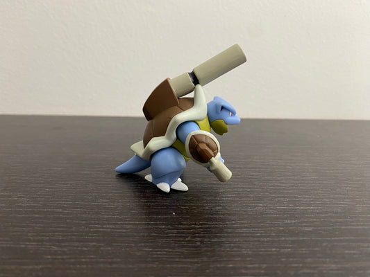 MEGA BLASTOISE - FIGURE TOMY