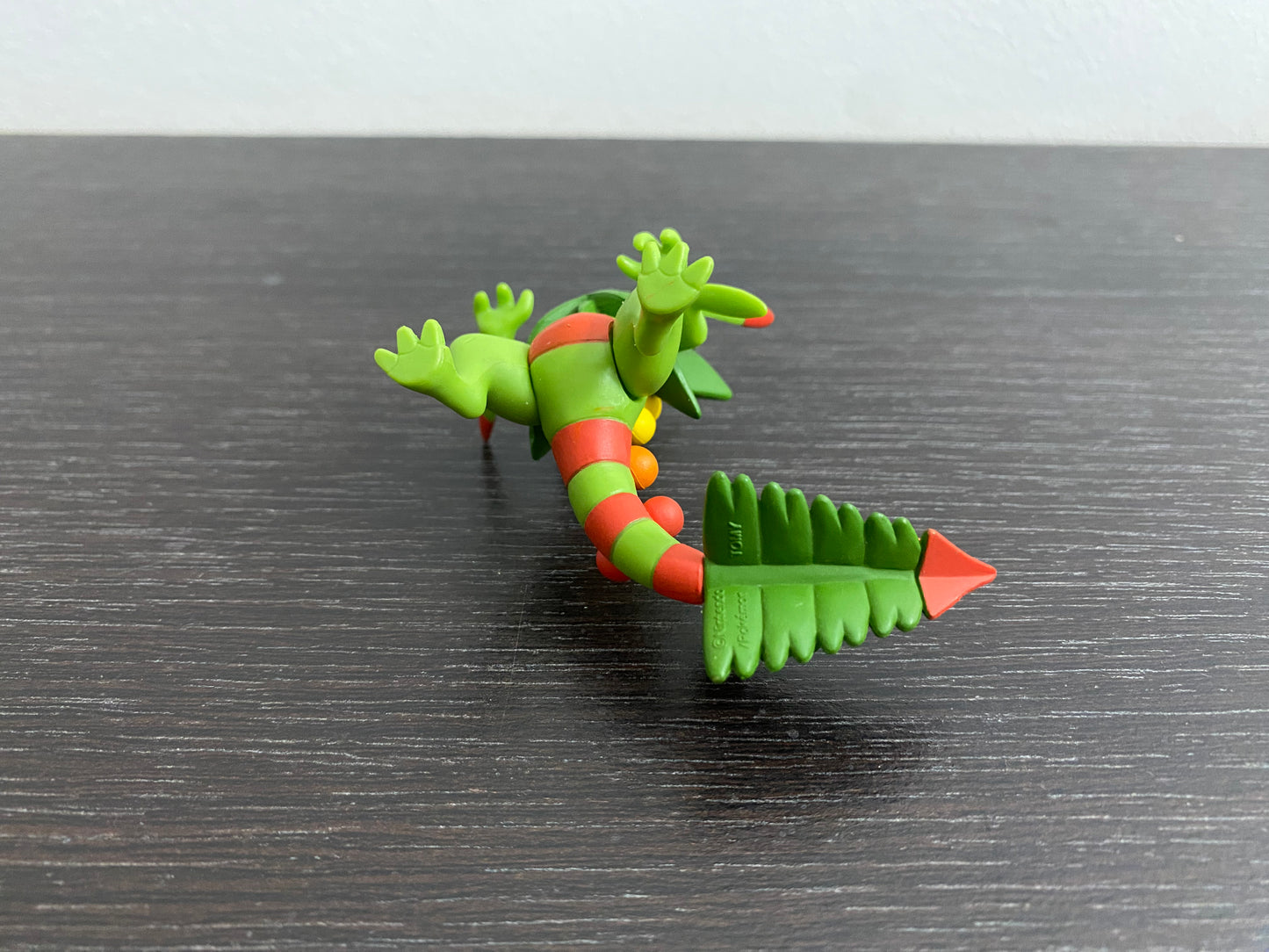 MEGA SCEPTILE - FIGURE TOMY