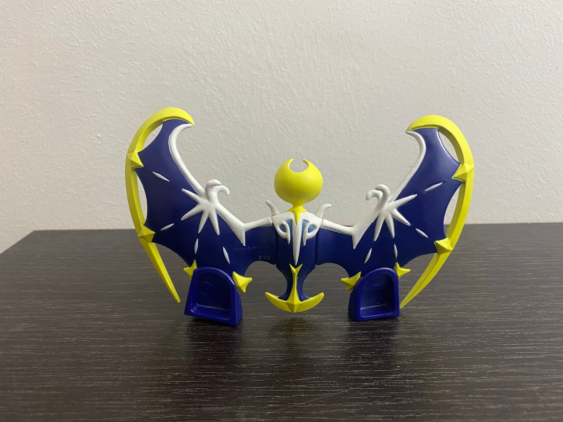 LUNALA HYPER SIZE - FIGURE TOMY – Academynerd