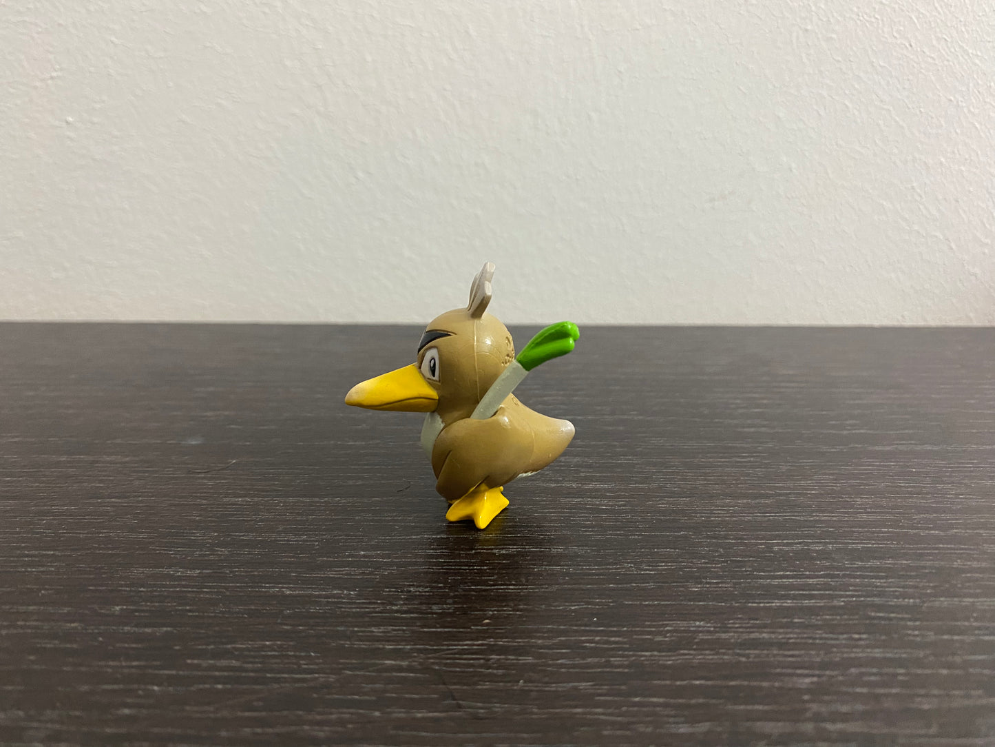 FARFETCH’D - FIGURE TOMY CGTSJ