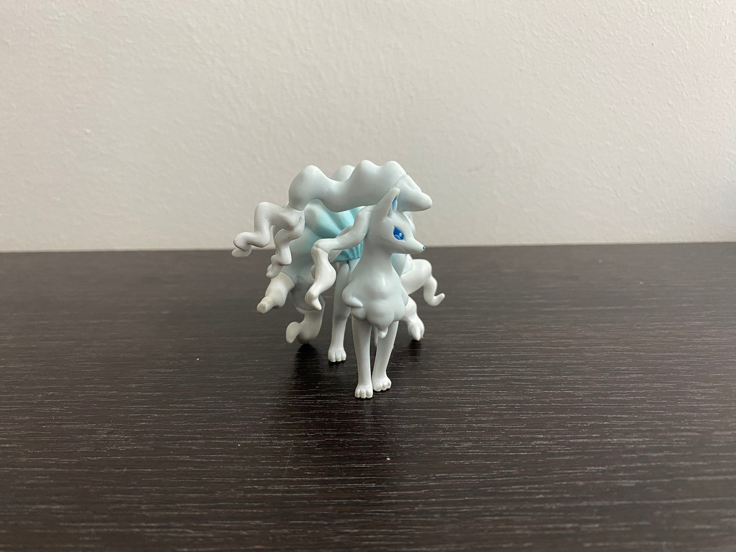 NINETALES ALOLA HYPER SIZE - FIGURE TOMY