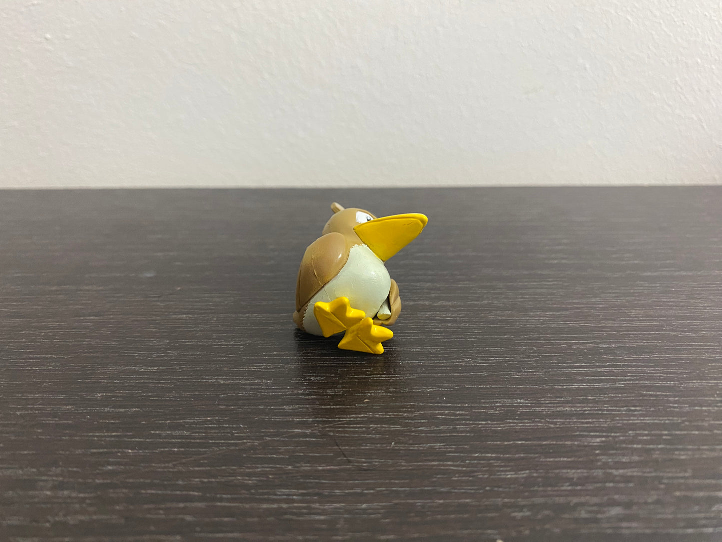 FARFETCH’D - FIGURE TOMY CGTSJ