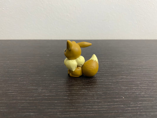 EEVEE ALTERNATIVE POSE - FIGURE TOMY