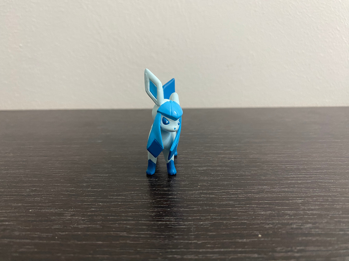 GLACEON - FIGURE TOMY CGTSJ