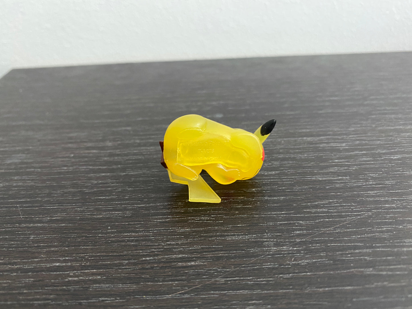 PIKACHU SLEEPING CLEAR FIGURE TOMY-ARTS