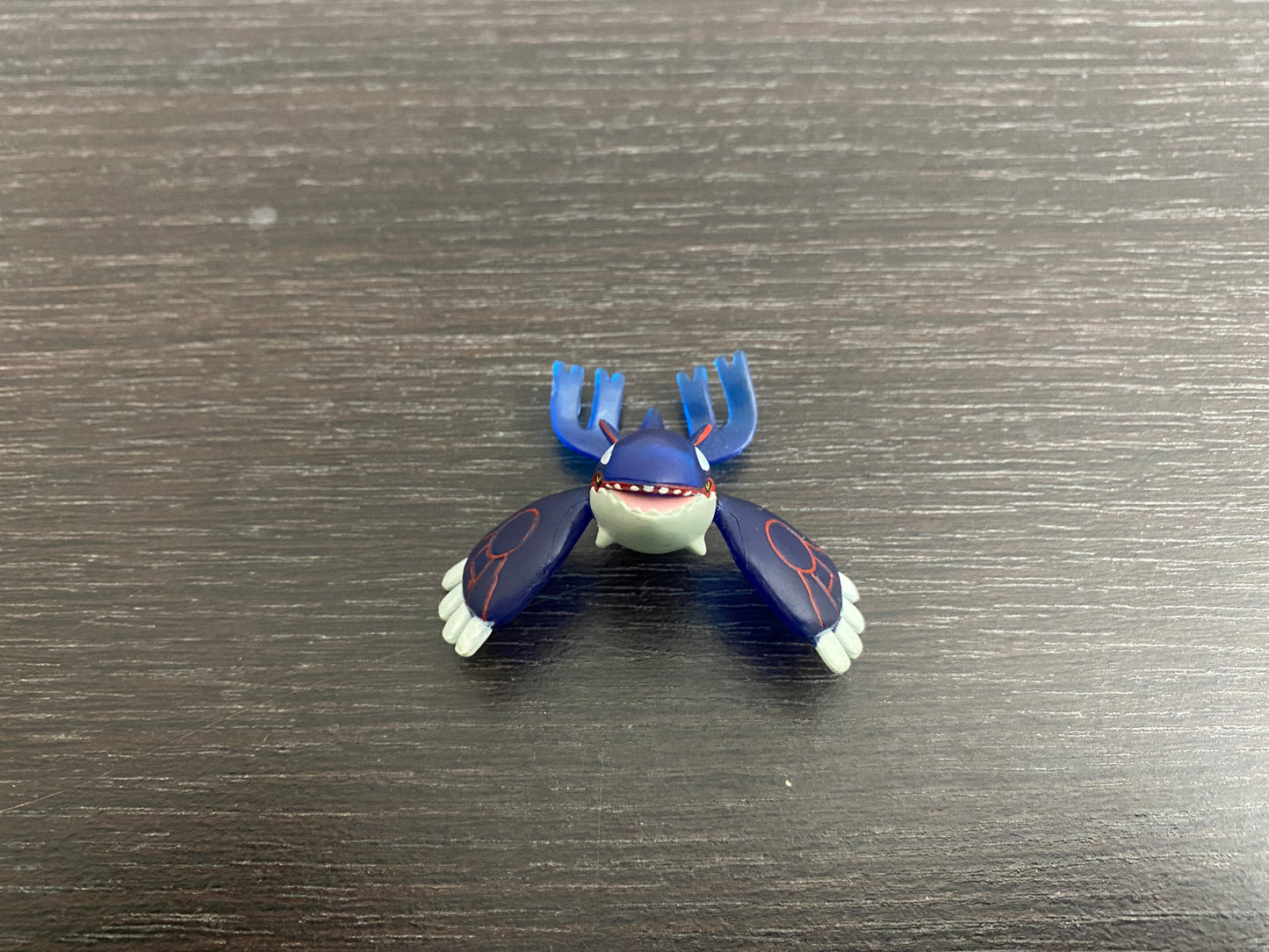 KYOGRE CLEAR BATTLE POSE - FIGURE TOMY CGTSJ