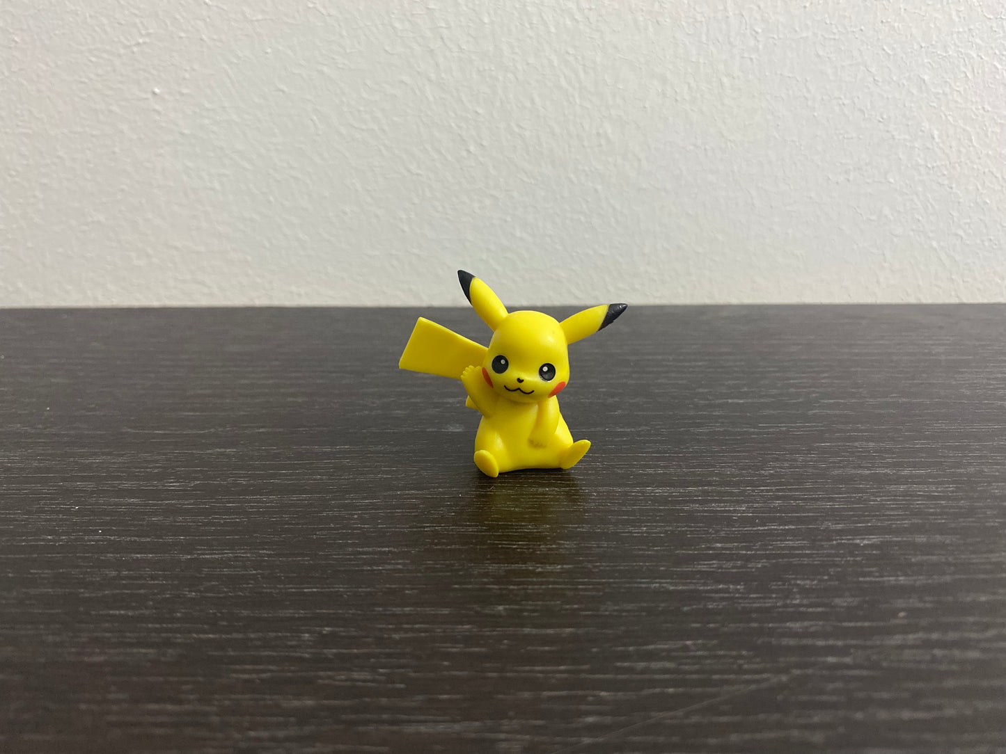 PIKACHU MINI FIGURE