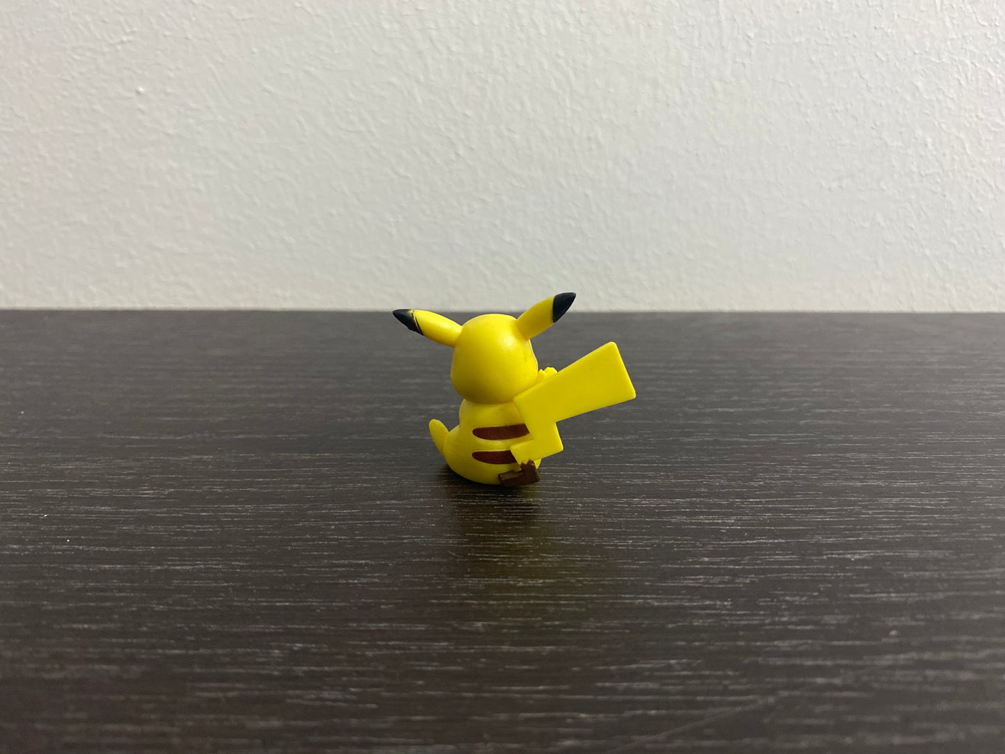 PIKACHU MINI FIGURE