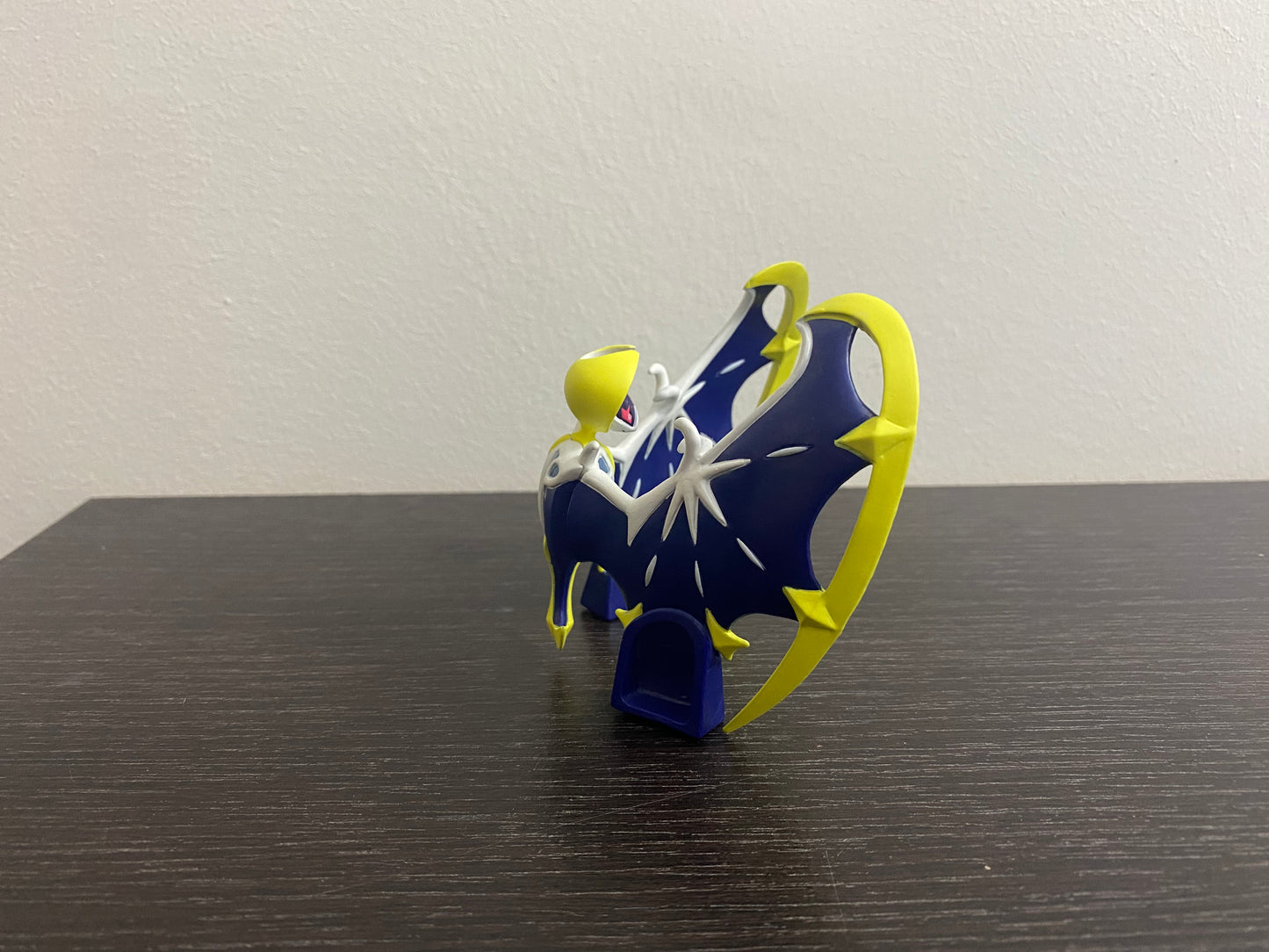 LUNALA HYPER SIZE - FIGURE TOMY